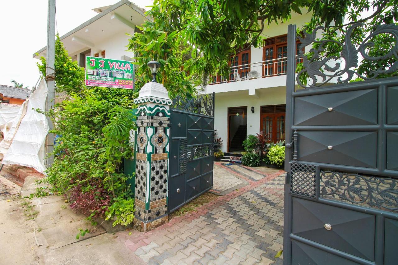 Jj Villa Bentota Aluthgama Extérieur photo