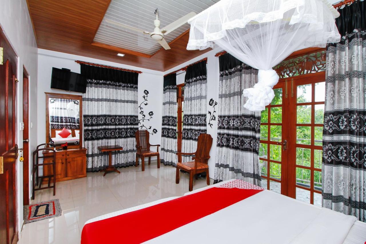 Jj Villa Bentota Aluthgama Extérieur photo