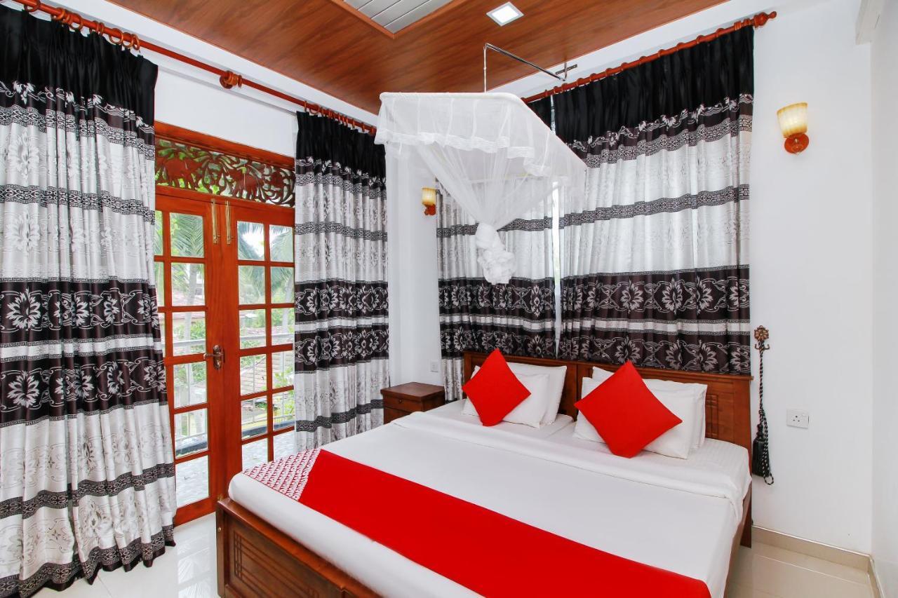 Jj Villa Bentota Aluthgama Extérieur photo